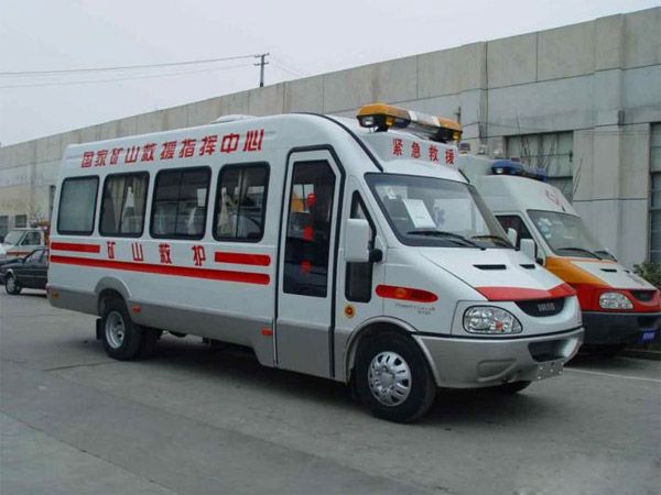 救護車生產廠家的發展趨勢如何？一篇文章告訴你。01
